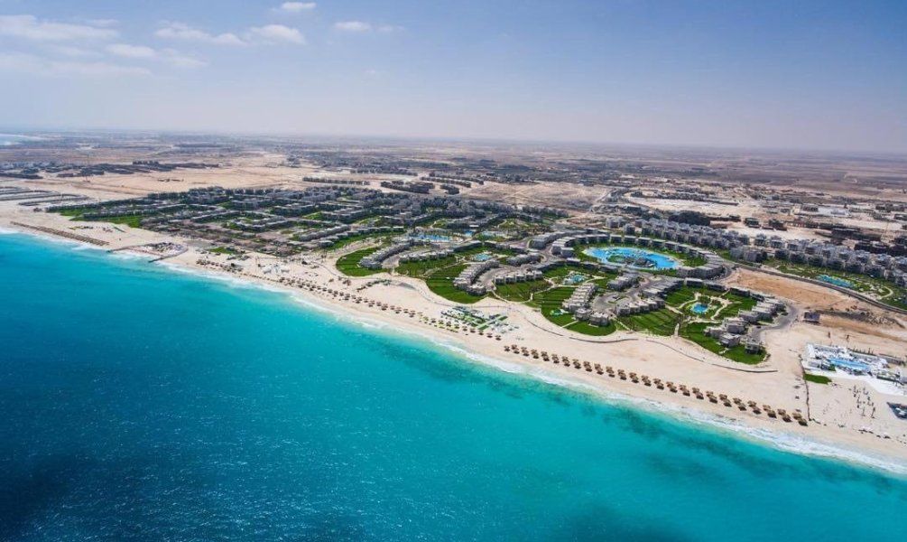 أمواج الساحل الشمالي - منظر جوي للمشروع والبحر